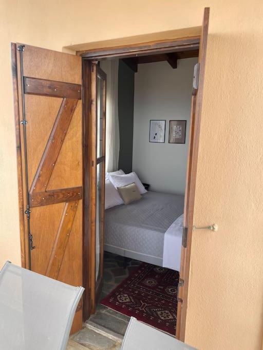 Almond Home Livadia  المظهر الخارجي الصورة