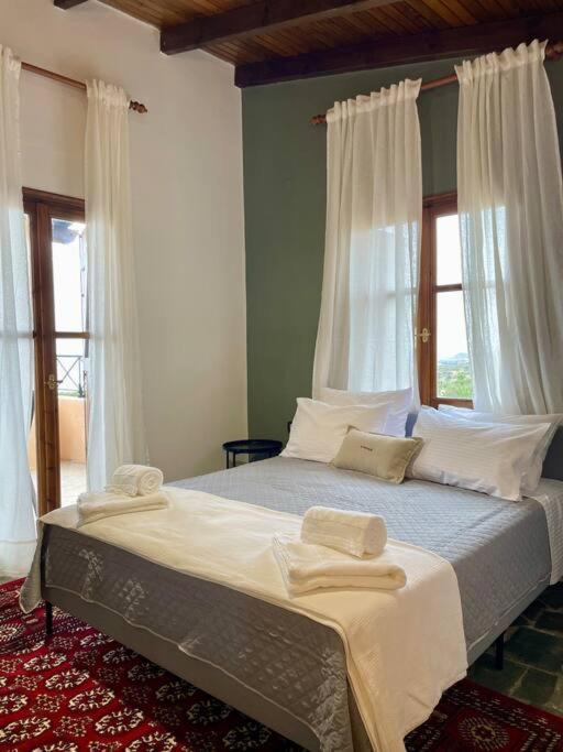 Almond Home Livadia  المظهر الخارجي الصورة